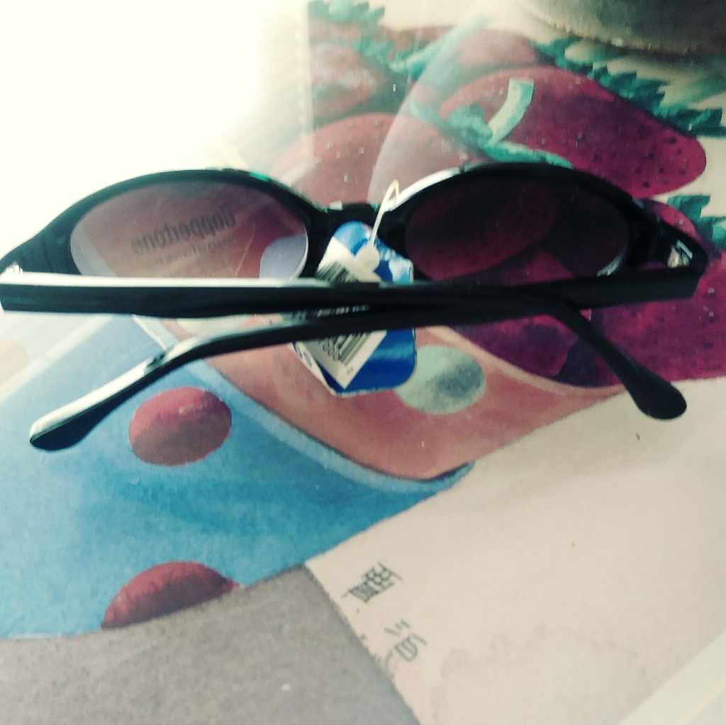 Coppertone Sunglasses 100% Uv Protect-